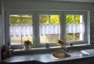 Küchenfenster über der Spüle