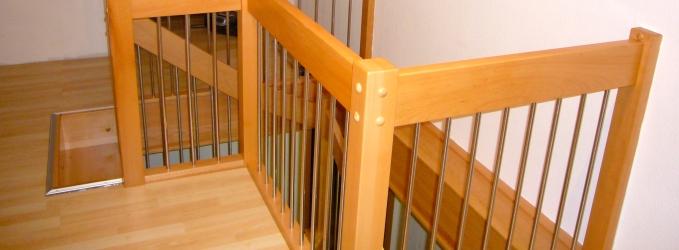 Treppengeländer aus Holz